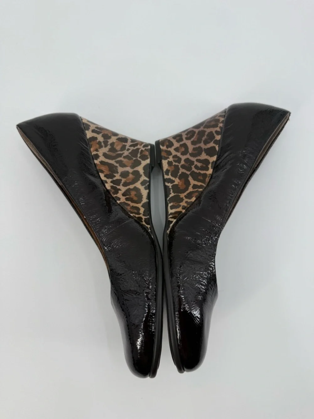 Aerosoles Elegant Plum Patent Leather Wedge Pumps with Leopard Print Heel SZ 8.5